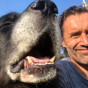 Josef Urban je uznávaným spisovatelem, který umí zaujmout