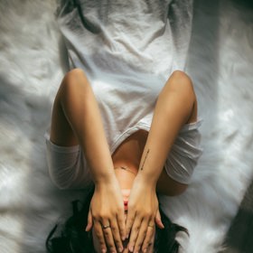 Zlomené srdce není jen slovní obrat.