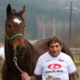 Jako žokeje už Josefa Váňu neuvidíte, svou kariéru ukončil v roce 2014.