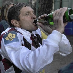 Vítězství (kterých zažil Váňa nepočítaně) se musí řádně zapít.