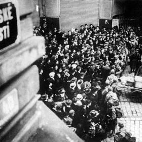 Václavské náměstí před sto lety.