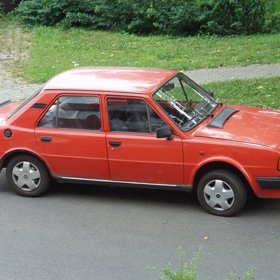 Škoda 120 byla k vidění za socialismu na silnicích často.
