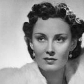 Kožešiny a límce patřily mezi smetánkou k oblíbeným doplňkům.