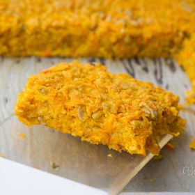 Oranžový koláč působí originálně