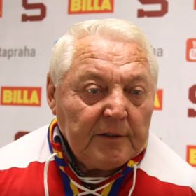 V klubu Sparty stále drží rekord v počtu branek za sezonu; nastřílel jich 39.