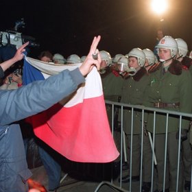 A pak přišla revoluce a s ní doba svobody, porna a techniky.