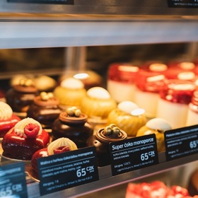 Široký výběr dezertů najdete třeba v cukrárně Lagarto.