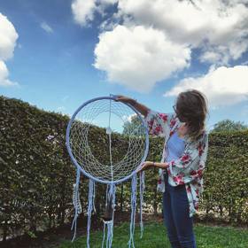 Šárka tvoří i neuvěřitelné lapače snů. Pořádá i různé workshopy zaměřené na jejich výrobu