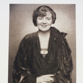 Portrét Hany Podolské.