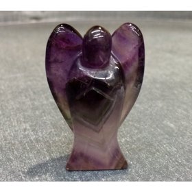 Anděl z ametystu ochrání vás i vaše blízké.