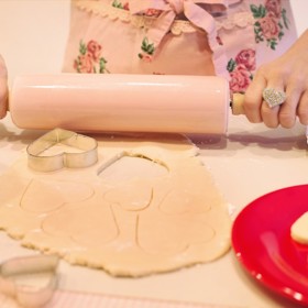 Většina cukroví se vyrábí z klasické mouky. Nemusíte ale zoufat, i přesto se dají upéct dobroty.