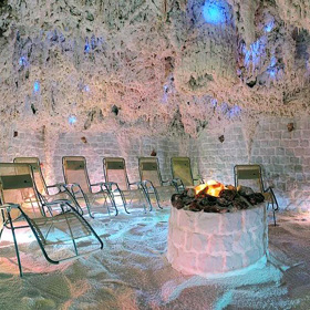 Solných jeskyní je spousta, stačí si jen vybrat