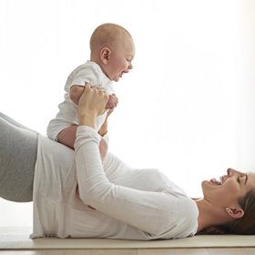 Cvičení po porodu je důležitou součástí rychlé rekonvalescence.