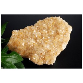 Citrín je zvláštní i po vizuální stránce.