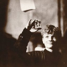 Malý Matěj Hádek v Záhadě hlavolamu.