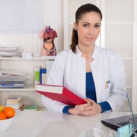 Pokud chcete zhubnout, nemáte motivaci, případně nefunguje odlehčený jídelníček ani pravidelné cvičení, je čas navštívit výživového specialistu, který odhalí, kde děláte chyby.