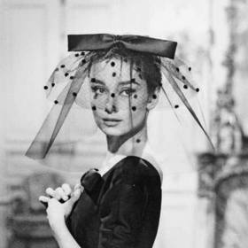 Audrey Kathleen Ruston se narodila 4. května 1929 v Ixellesu v Belgii.