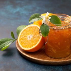 Pomerančová marmeláda s rumem a zázvorem.