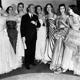 Kdo měl šaty od Diora, byl někdo