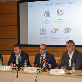 Proč mít svou datovou schránku?