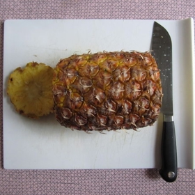 Jak načít kokos a nakrájet cibuli bez plakání? 7 tipů, jak porcovat ovoce a zeleninu jako šéfkuchař