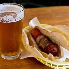 Chcete si dopřát pivo a klobásu a u toho zhubnout?