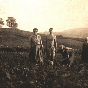 Dříve to v zahradě vypadalo jinak než dnes.