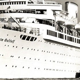 Původně výletní loď byla využívána pro vojenské účely.