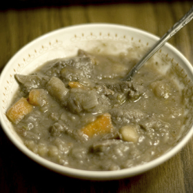 Zvláště proto, že pokrmy občas prostě nevypadaly jako... jídlo.