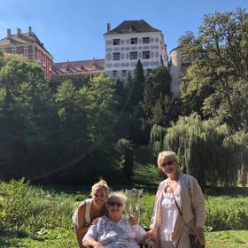 Tři generace žen rodiny Kuchařů