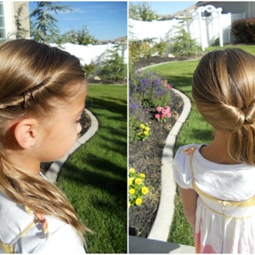 3. Romantický culík. Vezměte tenčí pramen u pravého spánku a stočte jej směrem dovnitř. Totéž udělejte se zbylými vlasy. Směrujte je přitom doprava. Udělejte culík. Gumičku jemně stáhněte a ohon provlékněte vlasy těsně nad gumičkou.