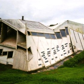 Penzin Errante (Ritoque, Chile) je součástí jednoho většího architektonického experimentu.