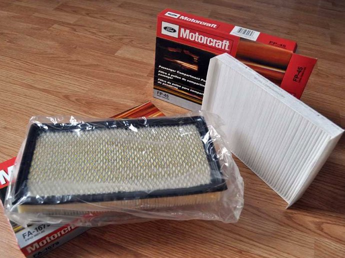11. Vzduchové filtry HVAC. „Vaše topné/chladicí jednotky v garáži mají vzduchový filtr, který čistí vzduch předtím, než se dostane do domu. Měli byste ho měnit každý rok, ale většina lidí ani neví, že existuje,“ prozradil chrisboshisaraptor.