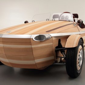 Jako ze stavebnice. Toyota představila koncept nového vozu ze dřeva