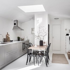 8 nebeských interiérů, které využívají třpytu přirozeného světla