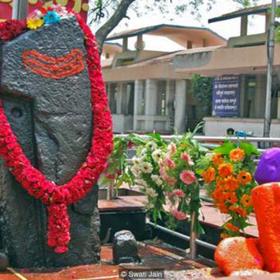 V této vesnici se nezamykají dveře. Kdo pokrade, bude stižen slepotou