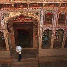 Hrobové ticho a dechberoucí podívaná. O tato miliardářská sídla donedávna nikdo nezavadil pohledem