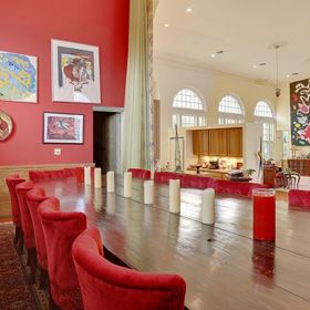 Beyoncé a Jay-Z koupili bývalý kostel. Má největší střešní zahradu v New Orleans