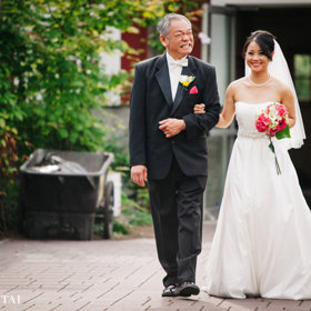 24 svatebních fotek, které zachycují vzácné pouto mezi nevěstou a jejím otcem