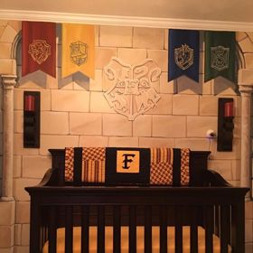 Žádná kouzla a čáry. Tento dětský pokoj ve stylu Harryho Pottera stvořily tři páry šikovných rukou