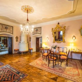 Chcete žít jako králové a královny? Kupte si tento úchvatný středověký hrad