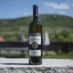 4. Ryzlink: 120 kcal; sacharidy: 5,5 g.