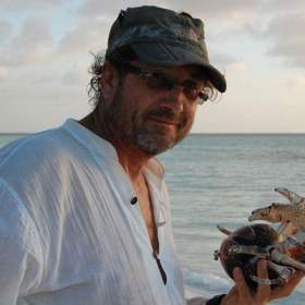 Steve Lichtag je autorem populárního snímku Dobrodružství oceánů: Carcharias – Velký bílý.