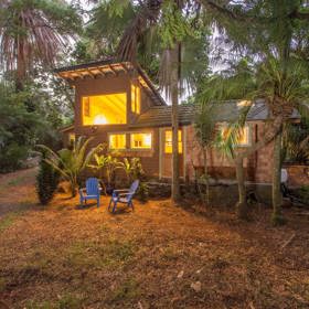 Pronajměte si bungalov na Havaji, do kterého jezdil odpočívat vlivný americký rocker Jimi Hendrix