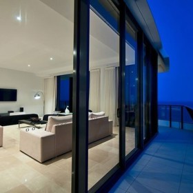 Prohlédněte si hotelový apartmán, ve kterém nocovali Taylor Swift a Tom Hiddleston