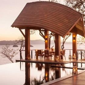 Four Seasons Resort Peninsula Papagayo, Kostarika (Andy Roddick a Brooklyn Decker).