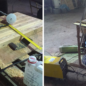 Manželé vyrobili úžasný kávový stolek ze starého dřeva a řetězů