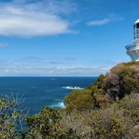 Maják Sugarloaf Point (Seal Rocks, Austrálie).