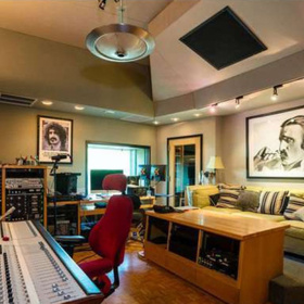 Domácí nahrávací studium.