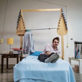 Téměř všechny jeho výtvory jsou značně bizarní.